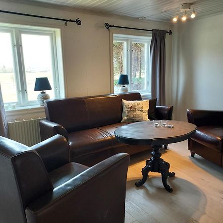 Älgbergets Bed&Breakfast Ucklum Eksteriør billede