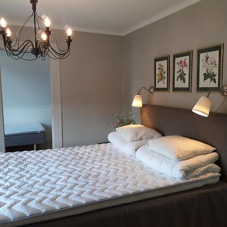 Älgbergets Bed&Breakfast Ucklum Eksteriør billede