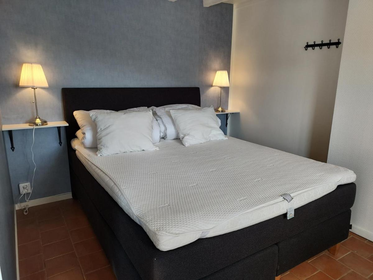 Älgbergets Bed&Breakfast Ucklum Eksteriør billede