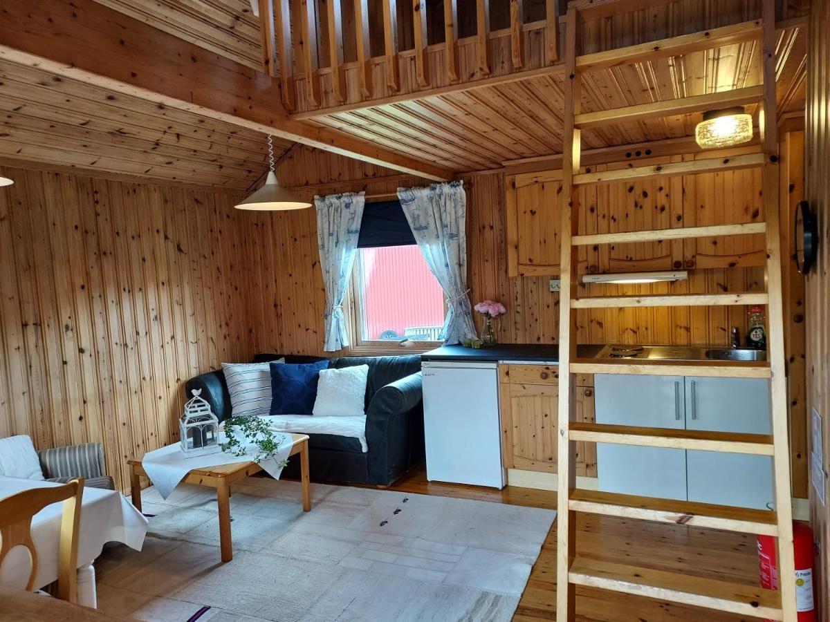 Älgbergets Bed&Breakfast Ucklum Eksteriør billede