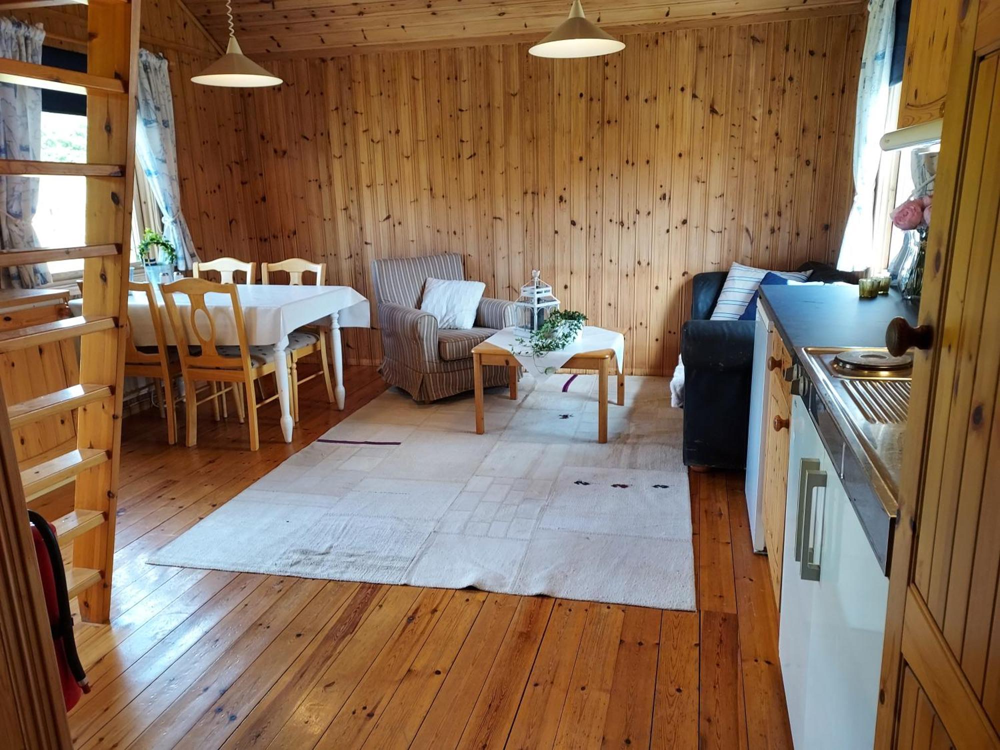 Älgbergets Bed&Breakfast Ucklum Eksteriør billede