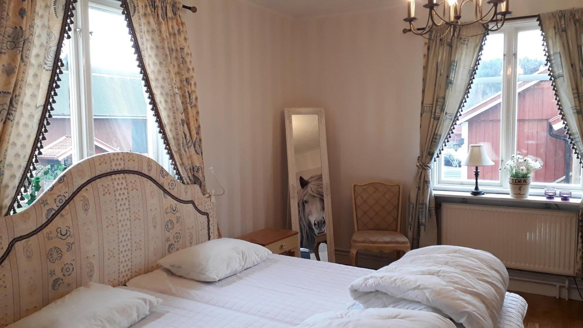 Älgbergets Bed&Breakfast Ucklum Værelse billede