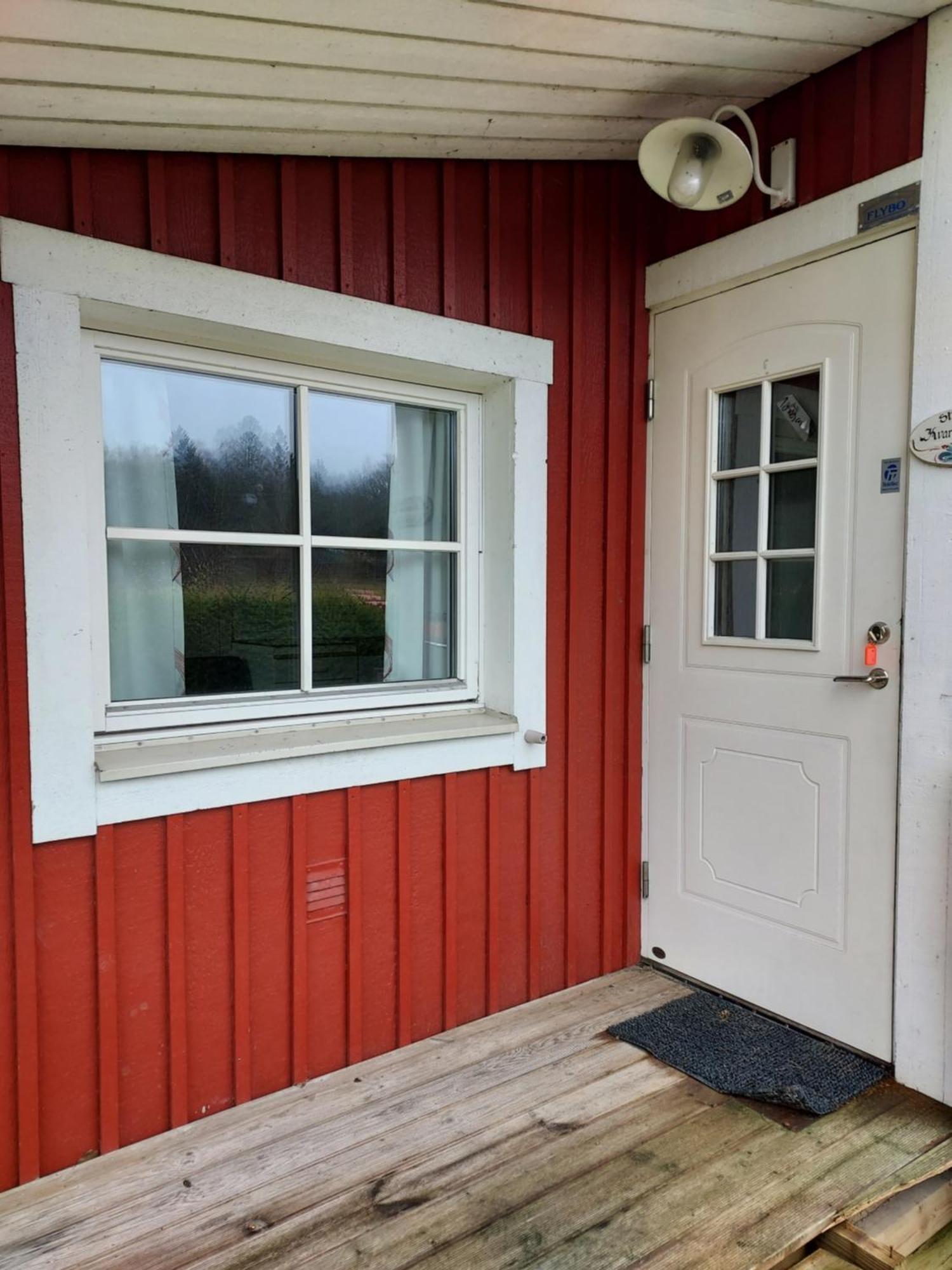 Älgbergets Bed&Breakfast Ucklum Eksteriør billede