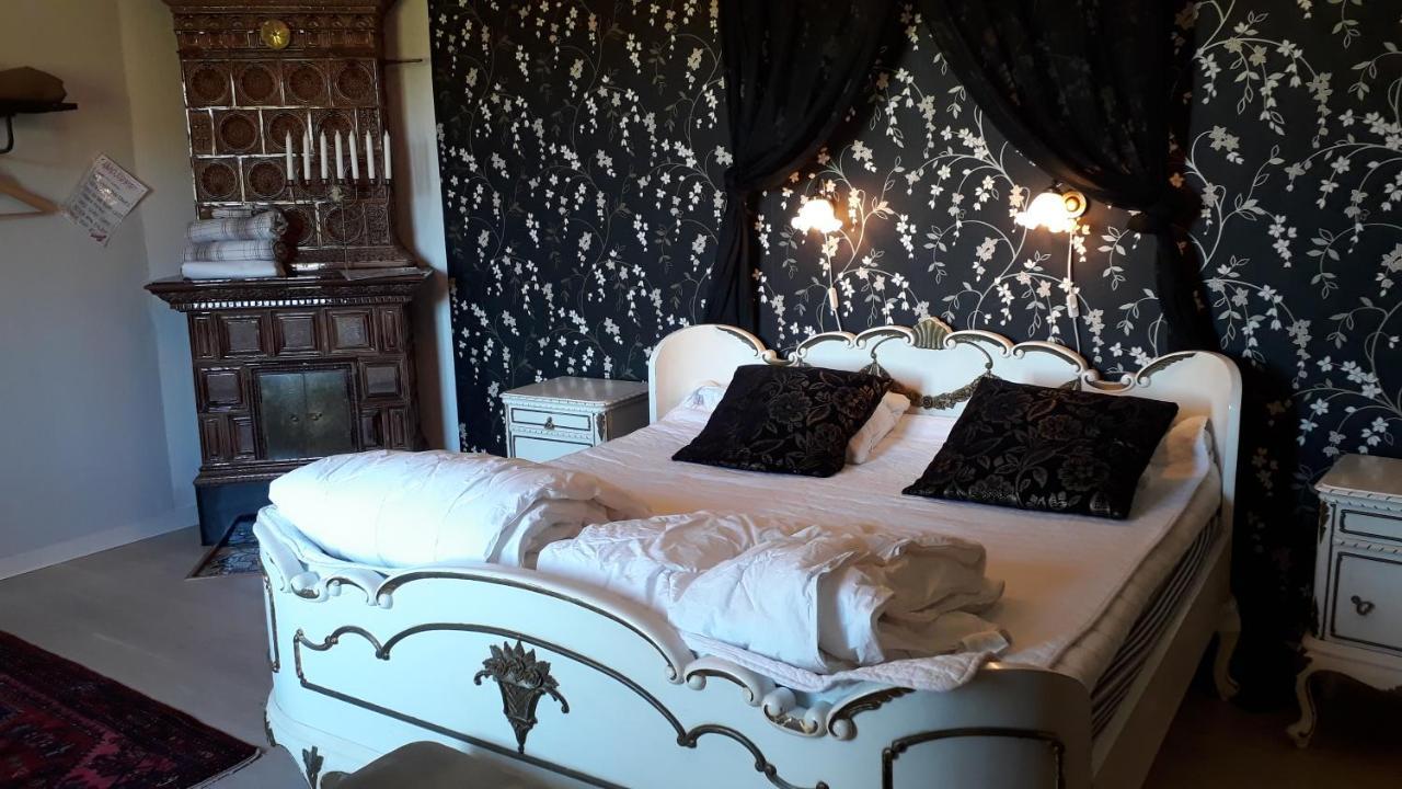Älgbergets Bed&Breakfast Ucklum Eksteriør billede
